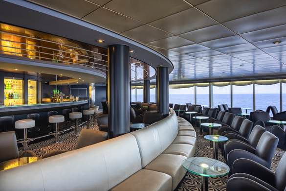 MSC Cruises MSC Sinfonia Pasha Club Disco 4 ©MSC Rights - Ivan Sarfatti.jpg